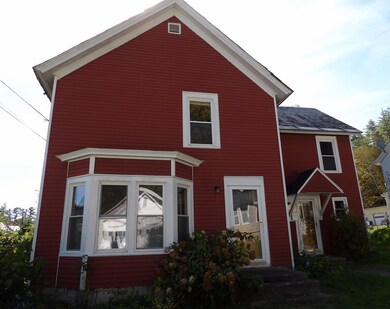 28 Green Square, Proctor, VT 05765 - photo 2