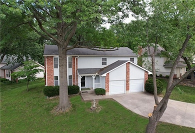 8113 Hauser St, Lenexa, KS 66215 - photo 2