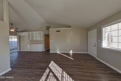 740 S Stardust Ln Apache-print-004-004-L