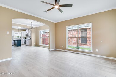 4-web-or-mls-406 Common Pointes Dr-2