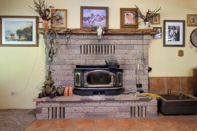 6148 E Evans Creek Rd, Rogue River, OR 97537 - photo 3