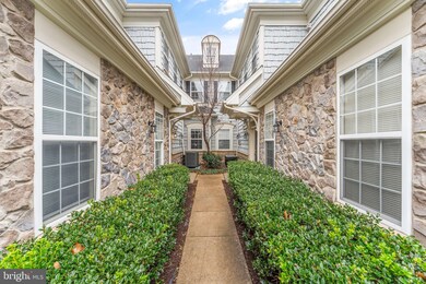 13837 Gullane Dr, Woodbridge, VA 22191 - photo 3