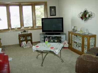 1520 6th Ave NE, Jamestown, ND 58401 - photo 7