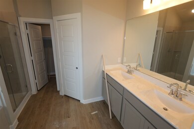 2484 Paint Creek Dr, Alvin, TX 77511 - photo 4