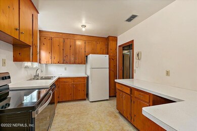 6154 Sudbury Ave S, Jacksonville, FL 32210 - photo 6