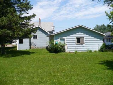 301 E Central St, Loyal, WI 54446 - photo 3