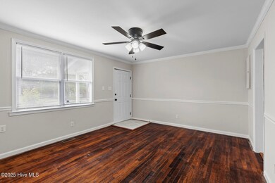 1003 Davis St, Jacksonville, NC 28540 - photo 3