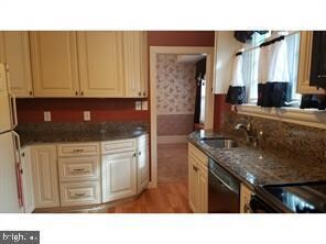 218 S Woodbury Rd, Pitman, NJ 08071 - photo 3