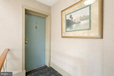 603 Bashford Ln unit 3, Alexandria, VA 22314 - photo 2