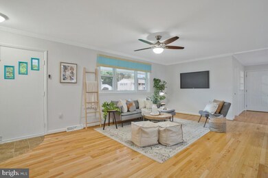 16113 Laurel Ridge Dr, Laurel, MD 20707 - photo 6