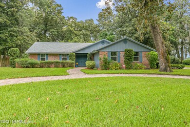5219 Magnolia Oaks Ln, Jacksonville, FL 32210 - photo 4