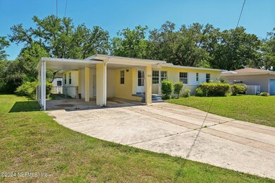 6239 Sage Dr, Jacksonville, FL 32210 - photo 3