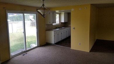 1053 SW 14th St, Lincoln City, OR 97367 - photo 7