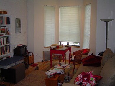 124 Hancock St, Cambridge, MA 02139 - photo 2