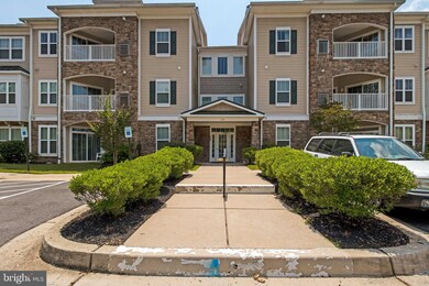 306 Wyndham Cir unit J, Owings Mills, MD 21117 - photo 6