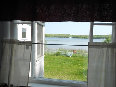 Gunn Lake 083
