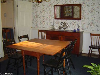 Dining Room - Chair rail and crown molding, chande