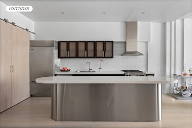 8 E 68th St unit 4, New York, NY 10065 - photo 5