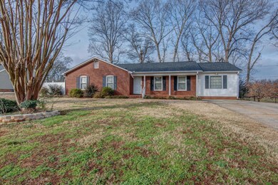 201 Hughey Dr, Gastonia, NC 28056 - photo 2