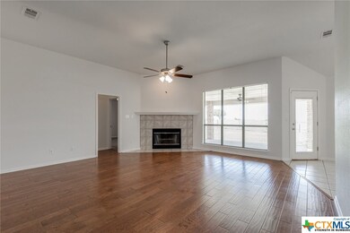 708 Barber Dr, Copperas Cove, TX 76522 - photo 4