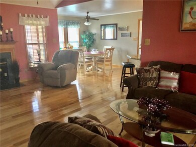 116 Ridgeview Rd unit 131, Statesville, NC 28625 - photo 4