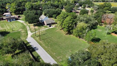 14210 Frances St, Needville, TX 77461 - photo 2