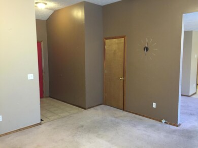 515 W Chestnut Rd, Nixa, MO 65714 - photo 5