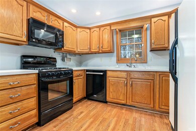 59202 Fairwind Dr, Elkhart, IN 46517 - photo 7