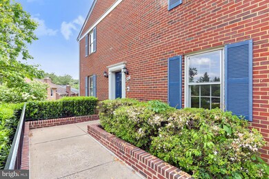 647 N Armistead St, Alexandria, VA 22312 - photo 2