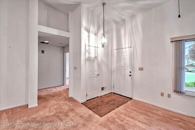 05-FOYER