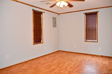 1307 W Cummings St, Henryetta, OK 74437 - photo 6