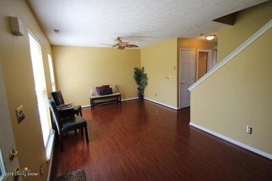 6904 Beulah Church Rd, Louisville, KY 40228 - photo 2