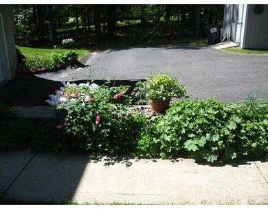 137 Breckenridge St, Palmer, MA 01069 - photo 5