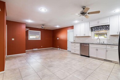 Kitchen with sitting area