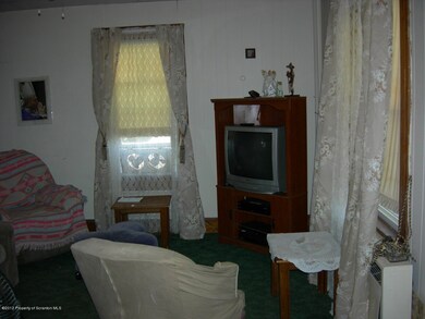 301 E Line St, Olyphant, PA 18447 - photo 7