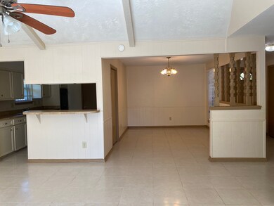 2167 Drayton Ln, Houston, TX 77088 - photo 7