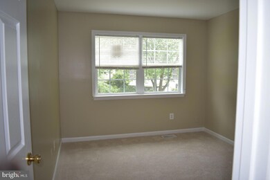 539 Jamestown Ct, Edgewood, MD 21040 - photo 7