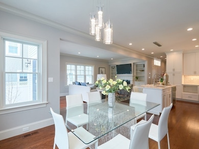 129 Farwell St unit 131, Newtonville, MA 02460 - photo 3