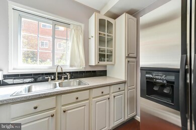 1508 Mount Eagle Place unit 1508, Alexandria, VA 22302 - photo 7