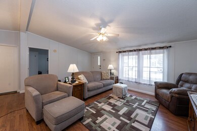 464 Boston Post Rd unit 31, Amherst, NH 03031 - photo 5