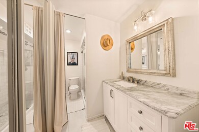 6425 Green Valley Cir unit 302, Culver City, CA 90230 - photo 7