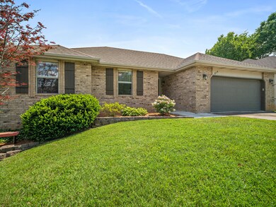 314 Pinehill Ct, Nixa, MO 65714 - photo 2