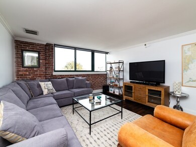Parris Landing unit 5508, Charlestown, MA 02129 - photo 4