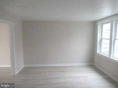 3004 Kearsarge Rd, Camden, NJ 08104 - photo 4