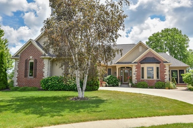 154 Water Ct, Cedar Grove, WI 53013 - photo 2