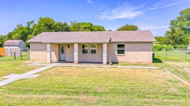 227 County Road 3695, Springtown, TX 76082 - photo 4