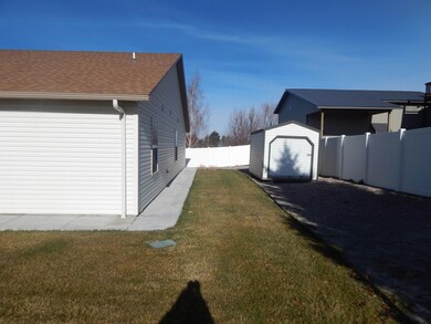 111 Sunset, American Falls, ID 83211 - photo 5