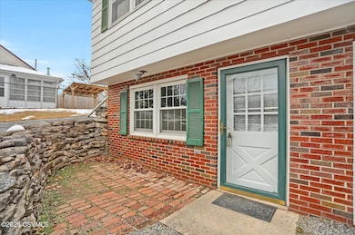 513 Wall St, Milton, PA 17847 - photo 2