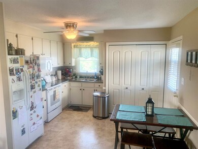 213 Wolfe Ln, Inman, SC 29349 - photo 4