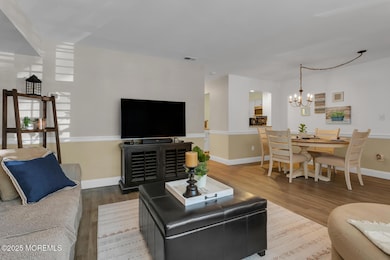 109 Dundall Pl Hazlet NJ 07730-large-019